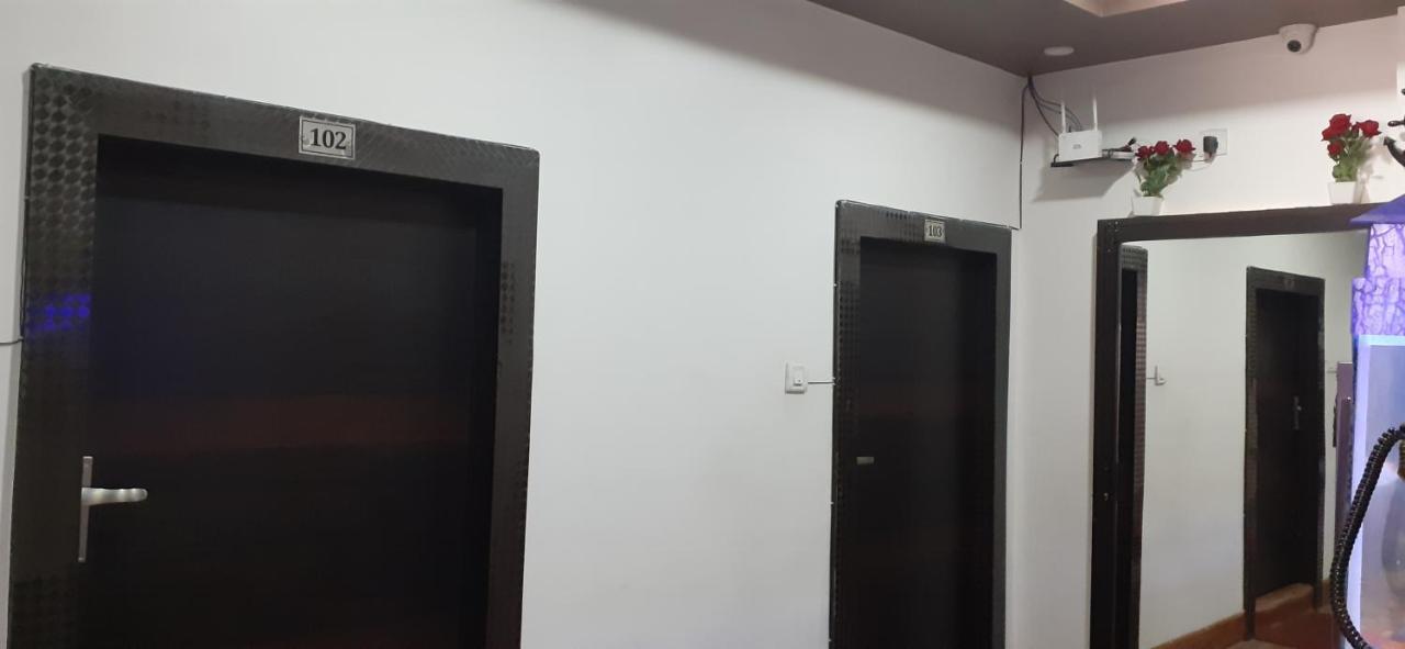 Hotel Dream Patna パトナー エクステリア 写真